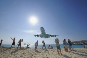Amazing Plane Spotting at Maho Beach - Maho Beach itself: radios, close passes, and how to manage the crowd