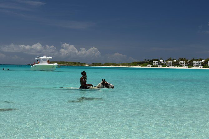 Anguilla - Discovery Speed Boat tour - Stop 3: Shoal Bay Village for lunch time and long beach minutes