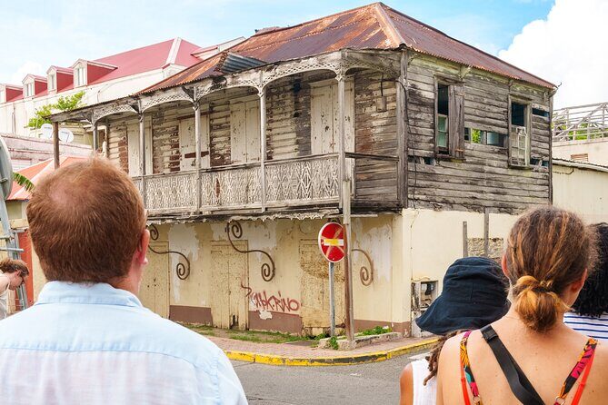 Historical Guided Walking Tour of Marigot by ISLAND FRIEND - Fort St. Louis: the viewpoint start that sets the tone