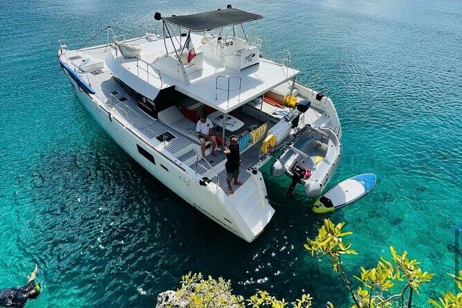 Private Full Day Boat Tour in St-Maarten - Who should book this St. Maarten private boat tour