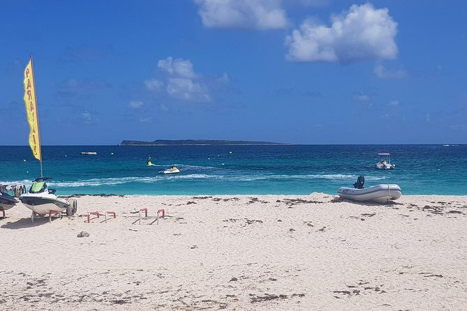 St.Maarten Beach Hopping Tour - The guide matters: Narline and Shawn-level storytelling