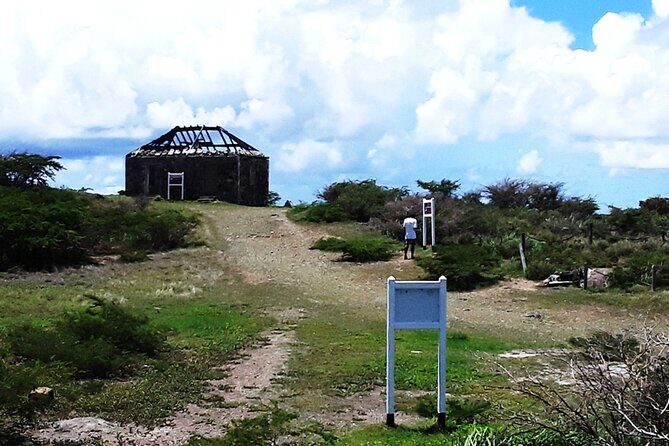 St.Martin-St.Maarten: Small Group, History & Cheese Tasting Tour - Price and Value: Why $159 Can Make Sense Here