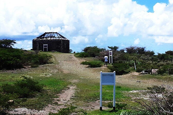 St.Martin-St.Maarten: Small Group, History & Cheese Tasting Tour - Fort Amsterdam: Philipsburg Views Without the Big Climb