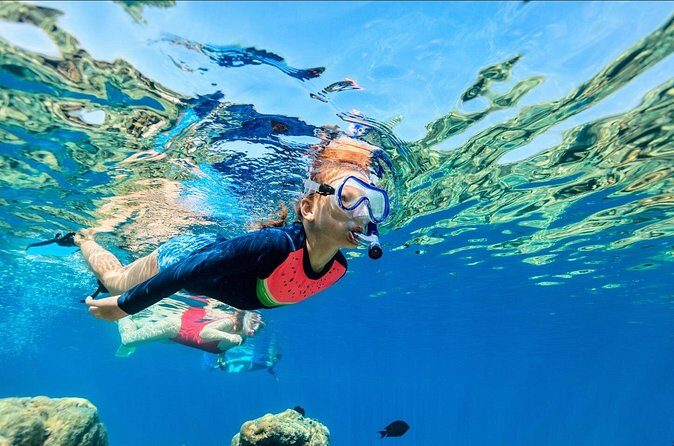 Underwater Sculpture Park Snorkel Adventure - Crew and On-Water Style: Friendly Help, Especially When It Counts
